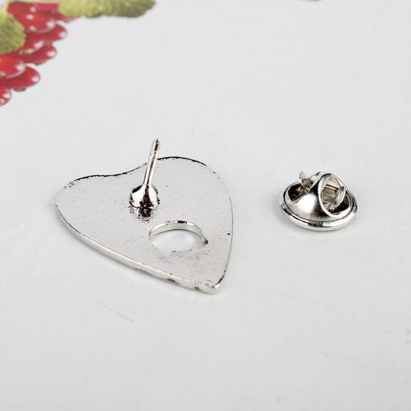 Owl cat cat paw brooch